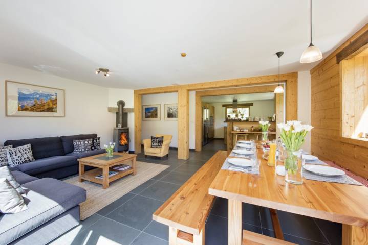 C2-scaled-uai-2064x1378 (Klein)