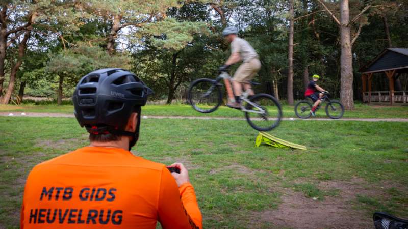clinic gevorderden ht close (22) (16x9 800)